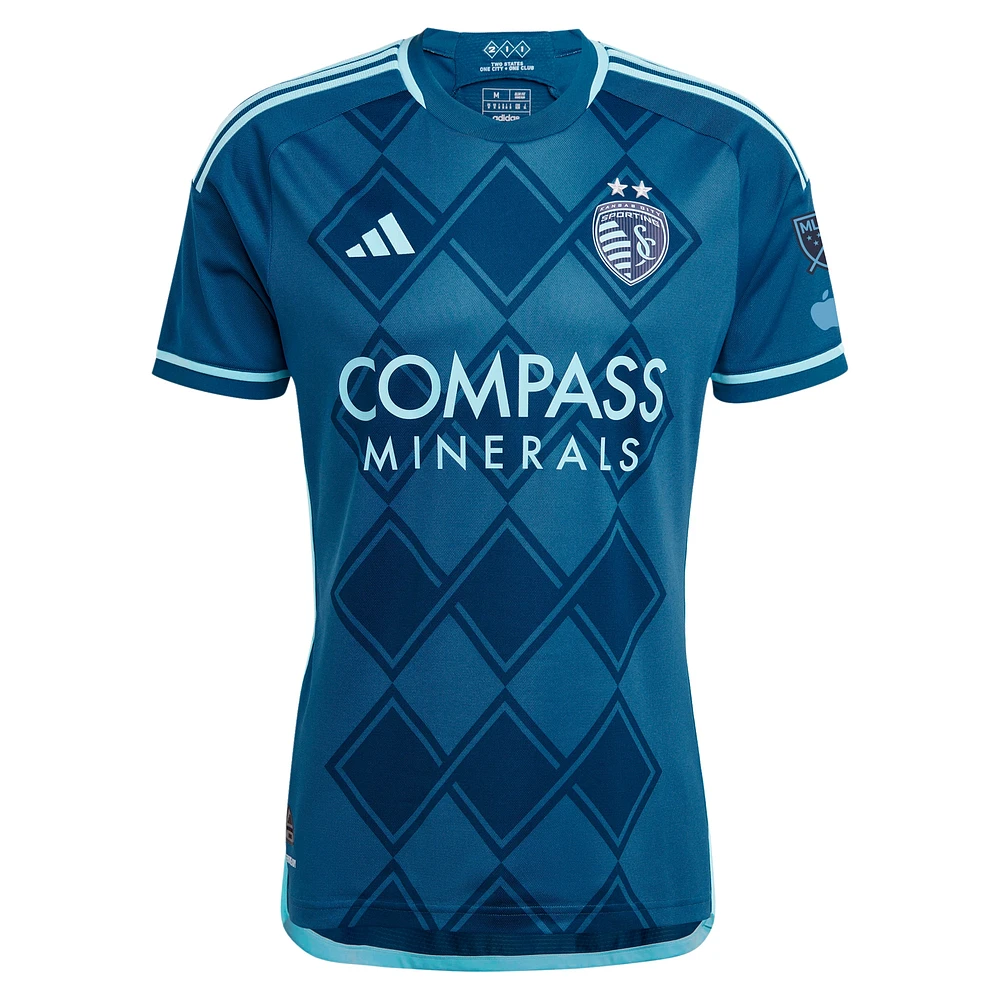 Maillot de joueur adidas Johnny Russell Navy Sporting Kansas City 2024 Diamonds Our Forever Authentic pour homme