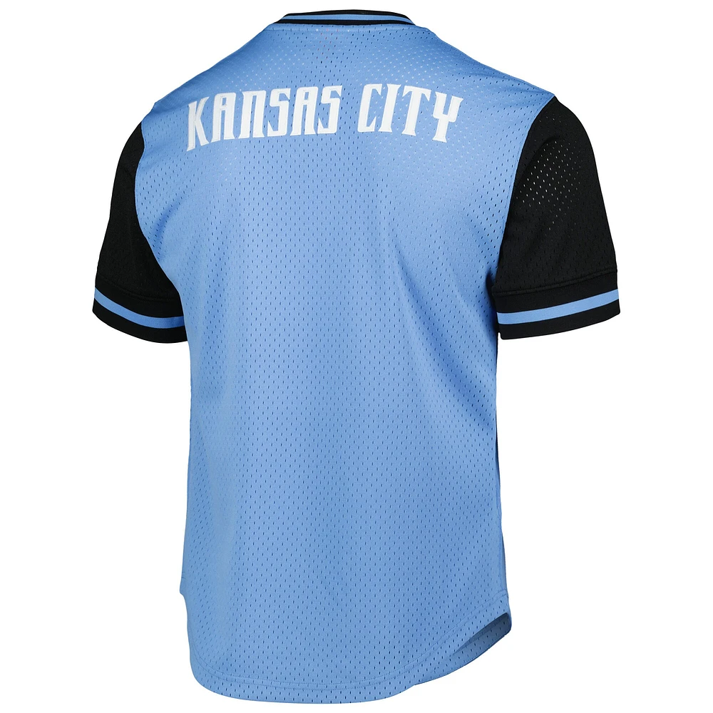 T-shirt à col en V Sporting Kansas City maille bleu ciel Mitchell & Ness pour homme