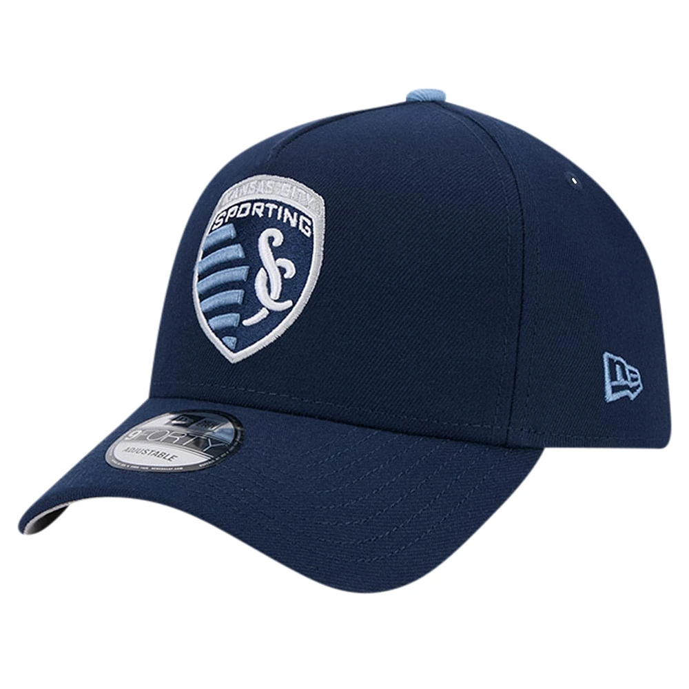 Casquette ajustable 9FORTY A-Frame New Era pour hommes, bleu marine, Sporting Kansas City 2024 Kick Off Collection