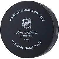 Rondelle de match officielle autographiée par Jordan Kyrou des Blues de St. Louis lors de la Classique hivernale de la LNH 2025