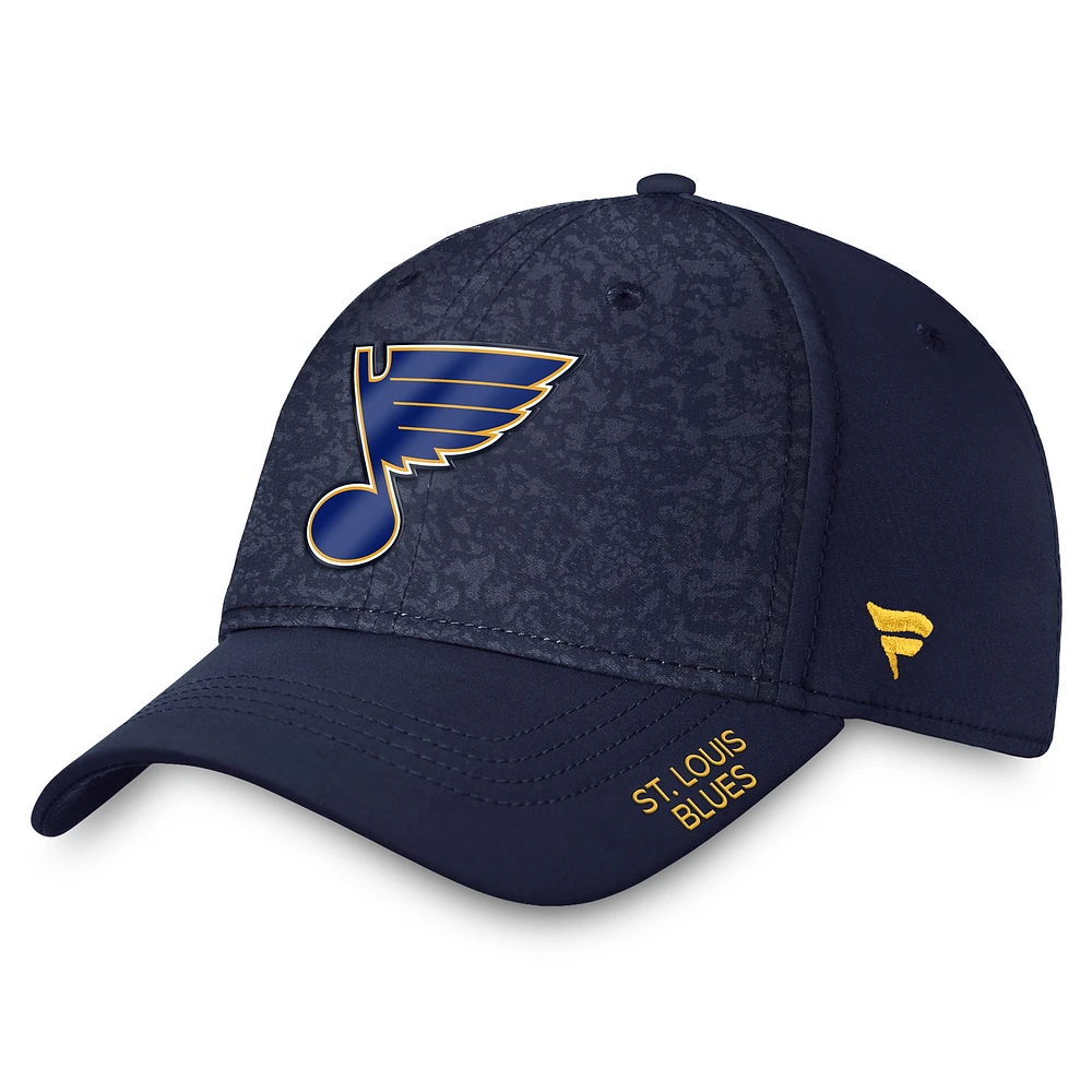 Casquette Fanatics Authentic Pro Rink Flex bleu marine pour homme des Blues de St. Louis