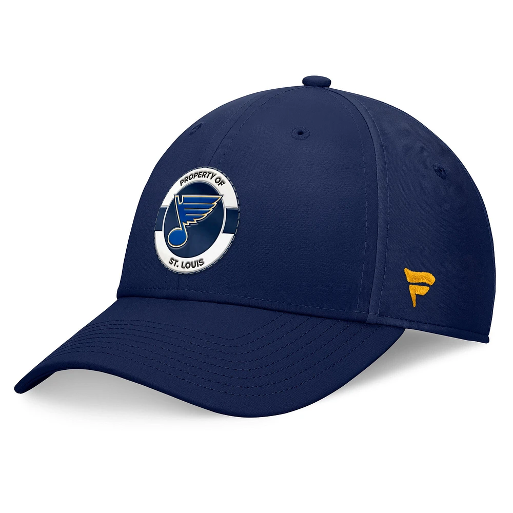 Casquette flexible St. Louis Blues Authentic Pro Training Camp Fanatics pour hommes, bleu marine