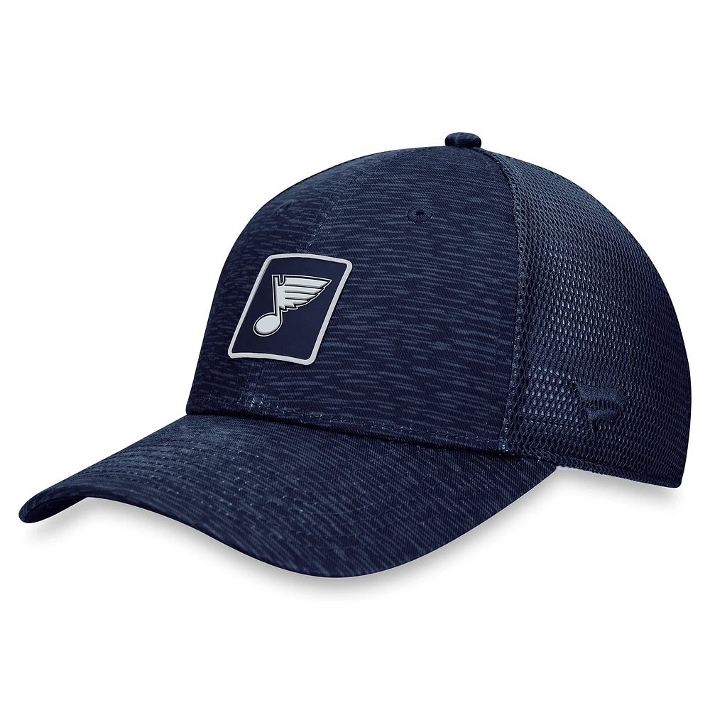 Casquette réglable Fanatics Navy St. Louis Blues Authentic Pro Road Trucker pour femmes