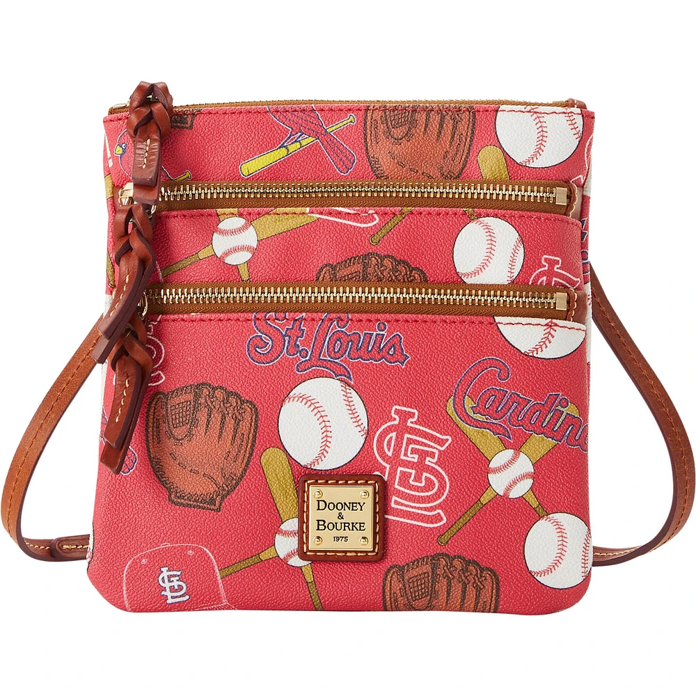 Dooney & Bourke St. Louis Cardinals Game Day Sac à bandoulière à triple fermeture éclair