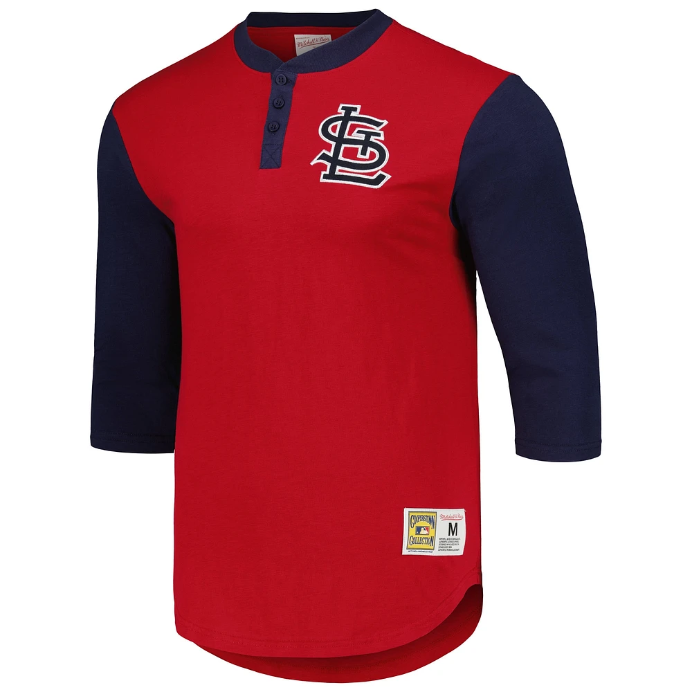 T-shirt à manches 3/4 Legendary Slub Henley Collection Cooperstown des Cardinals de Saint-Louis Mitchell & Ness rouge pour homme