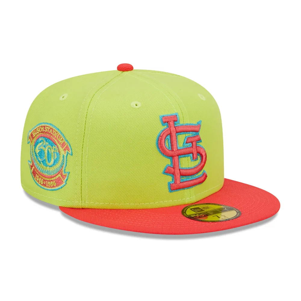 St. Louis Cardinals New Era Green Undervisor 59FIFTY Fitted Hat