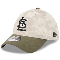Casquette 39THIRTY Flex pour homme, beige clair/olive, St. Louis Cardinals 2025, Armed Forces Day, New Era