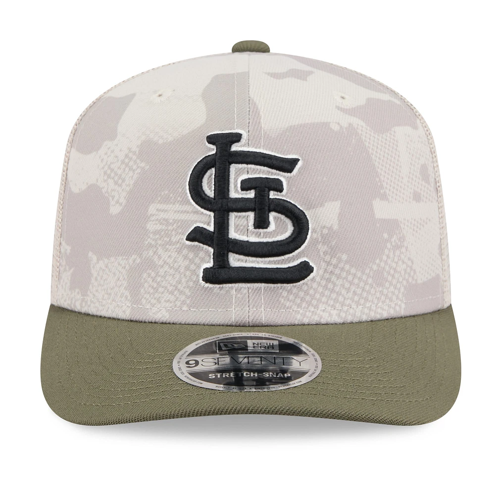 Men's New Era Light Beige/Olive St. Louis Cardinals 2025 Armed Forces Day 9SEVENTY Stretch-Snap Hat