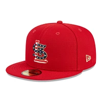 Casquette ajustée rouge 59FIFTY des Cardinals de Saint-Louis 2023 Fourth of July New Era pour homme