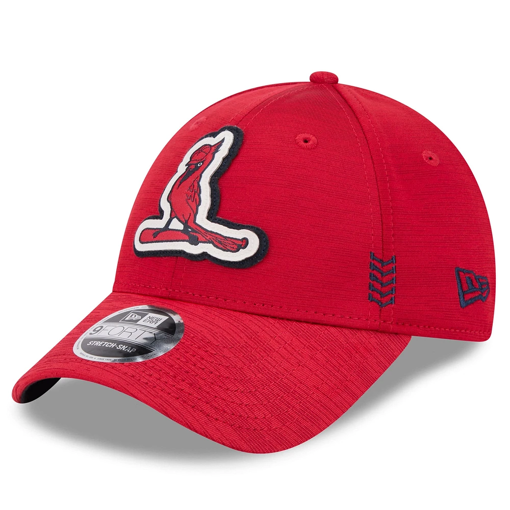 Casquette réglable New Era St. Louis Cardinals 2024 Clubhouse 9FORTY rouge pour homme