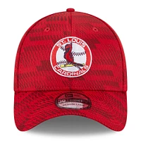 Men's New Era Red St. Louis Cardinals 2025 MLB Clubhouse 39THIRTY Flex Hat