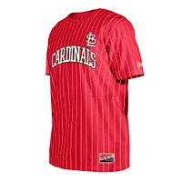 T-shirt New Era rouge à rayures rétro des Cardinals de Saint-Louis pour homme