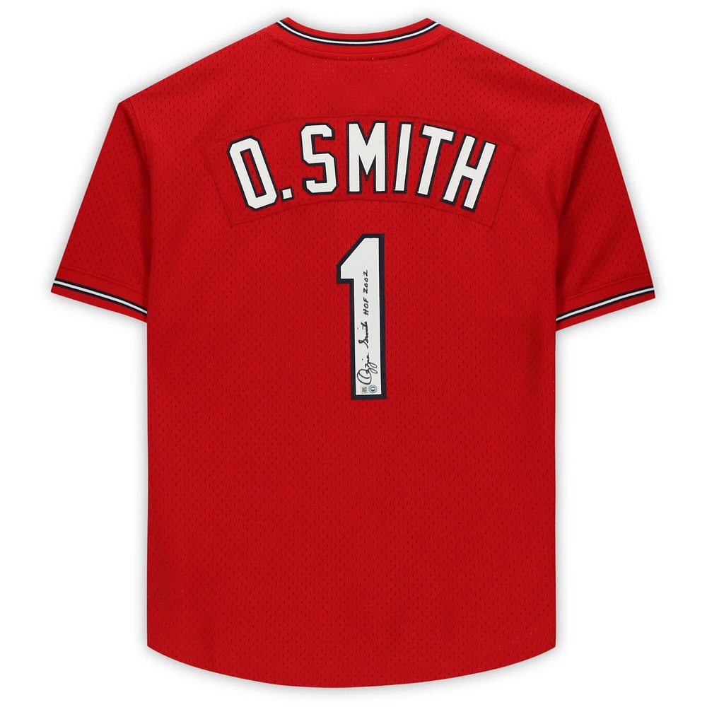 Maillot d'entraînement au bâton dédicacé par Ozzie Smith des Cardinals de St. Louis par Scarlett Mitchell et Ness avec l'inscription « HOF 2002 »