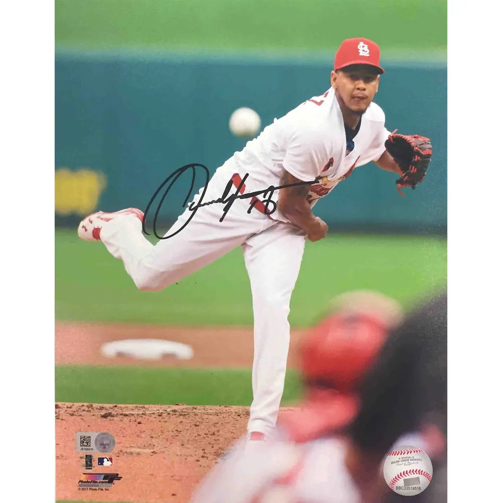 Autographed St. Louis Cardinals Jordan Hicks Fanatics Authentic