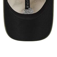 Casquette ajustable 9TWENTY pour femme, beige clair/olive, motif St. Louis Cardinals 2025 Armed Forces Day, New Era
