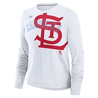 T-shirt à manches longues Nike blanc pour femme de la collection Cooperstown des Cardinals St. Louis