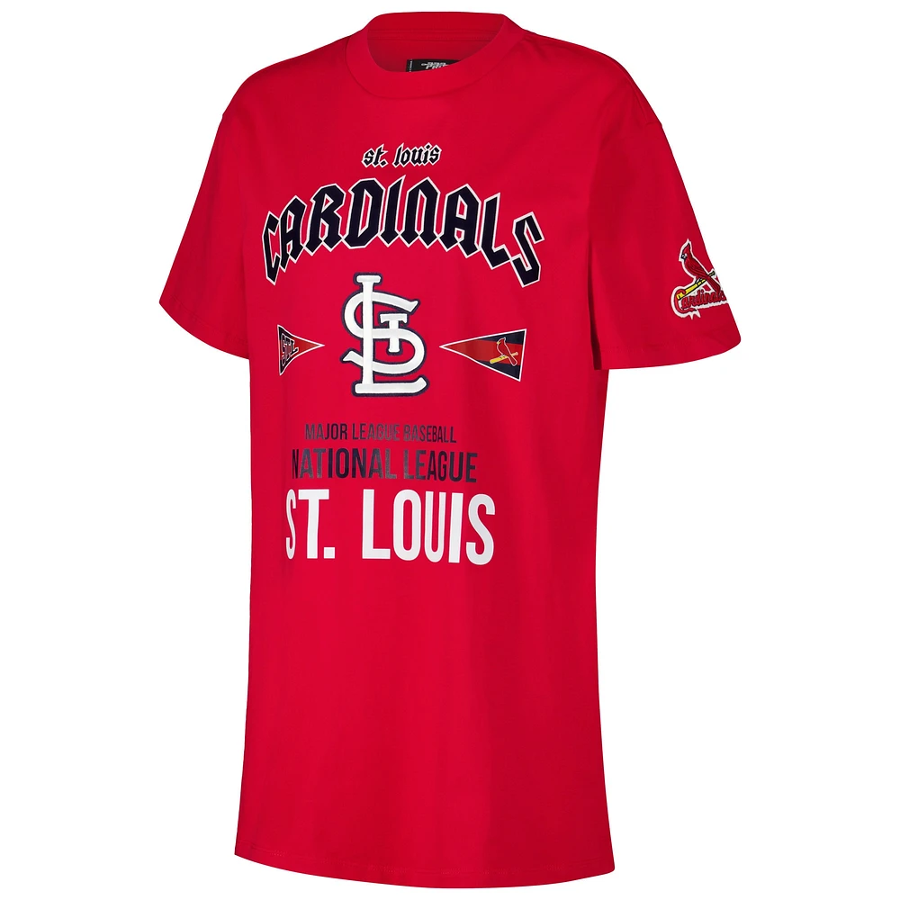 Robe t-shirt surdimensionnée City Tour Pro Standard rouge St. Louis Cardinals pour femmes