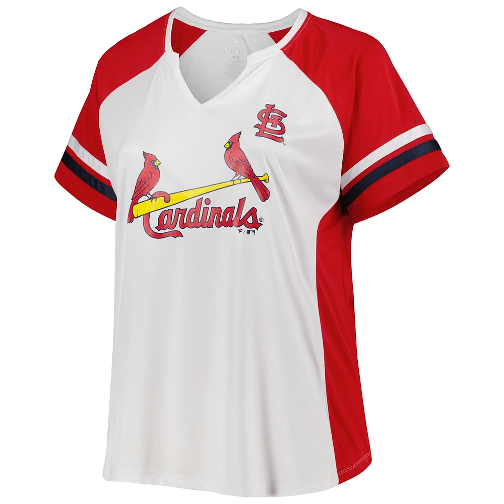 T-shirt blanc/rouge St. Louis Cardinals grande taille à encolure crantée pour femme