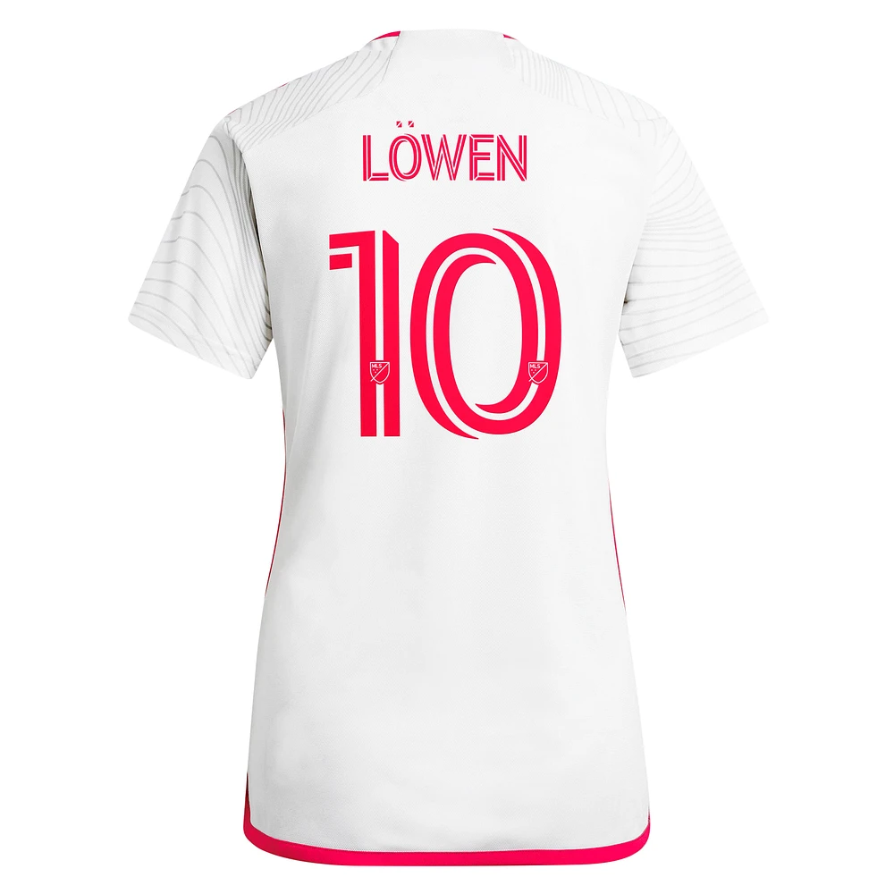 Maillot de joueur réplique adidas Eduard Löwen blanc St. Louis City SC 2024 The Confluence Kit pour femme