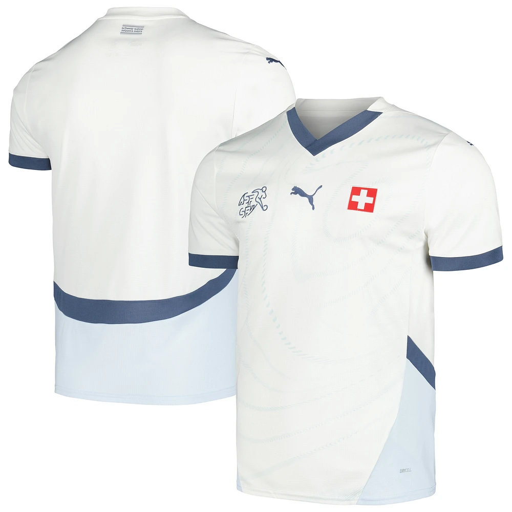 Maillot Puma blanc réplique de l'équipe nationale suisse 2024 extérieur pour homme