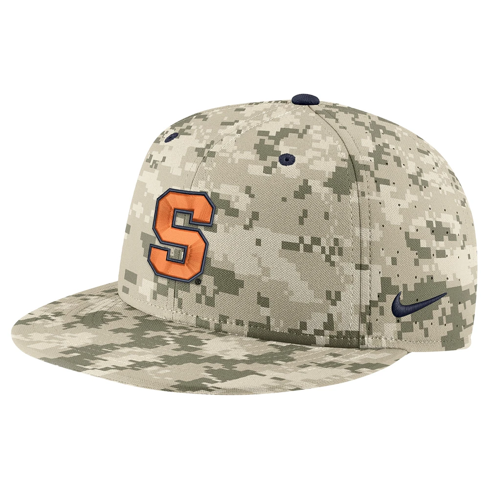 Casquette ajustée Nike Camo Syracuse Orange Aero True Baseball Performance pour hommes