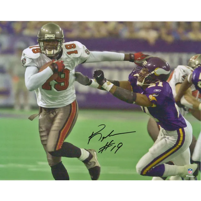 Mike Alstott Tampa Bay Buccaneers Unsigned Touchdown