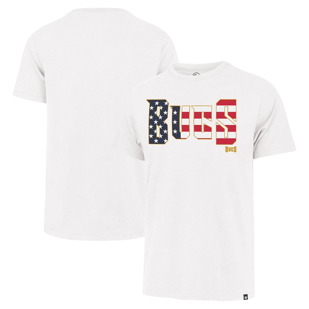 T-shirt blanc avec inscription drapeau Franklin des Buccaneers de Tampa Bay '47 pour hommes