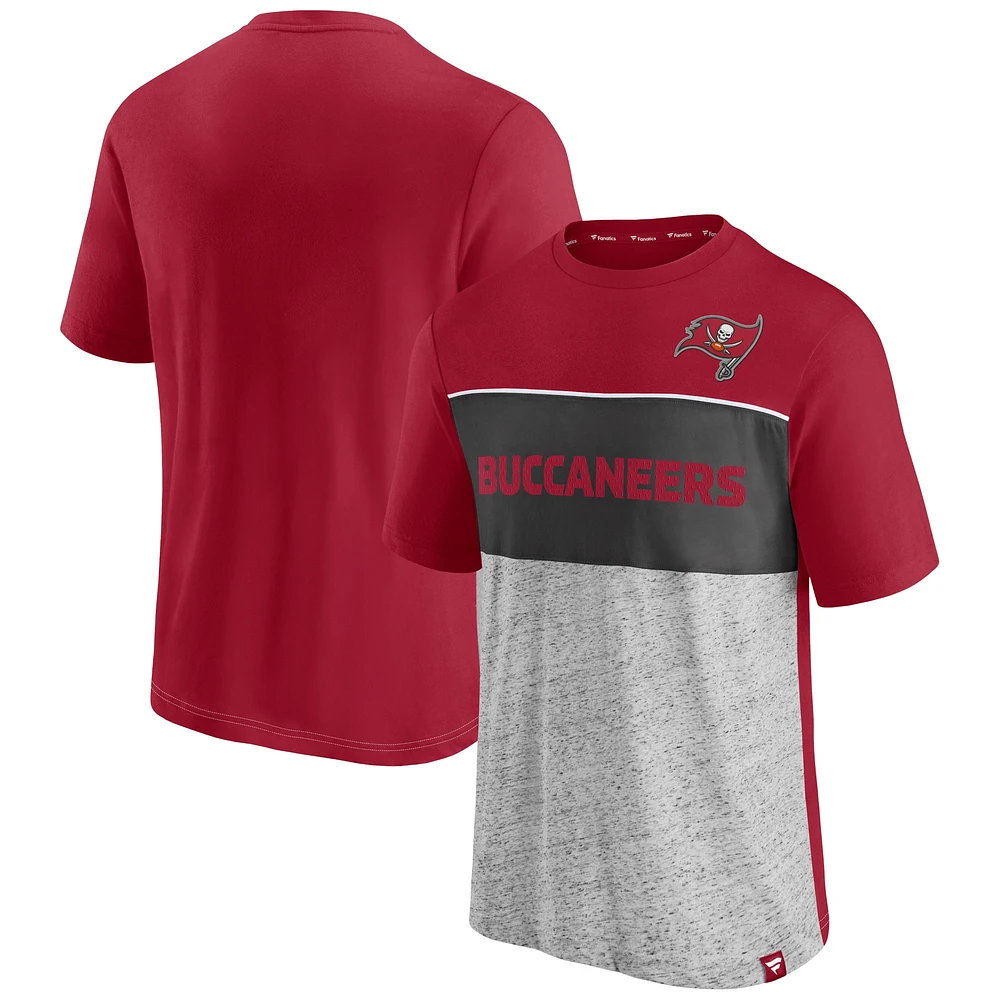 T-shirt color block Fanatics pour hommes rouge/gris chiné Tampa Bay Buccaneers