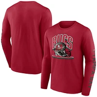 T-shirt à manches longues avec plateforme de casque Tampa Bay Buccaneers Fanatics rouge pour hommes