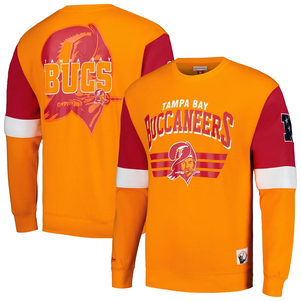 Chandail pour homme Mitchell & Ness Tampa Bay Buccaneers Gridiron Classics Allover 3.0 orange