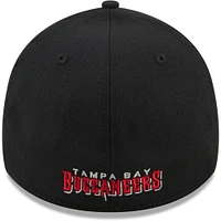 Men's New Era Black Tampa Bay Buccaneers Flawless Stripe 39THIRTY Flex Hat