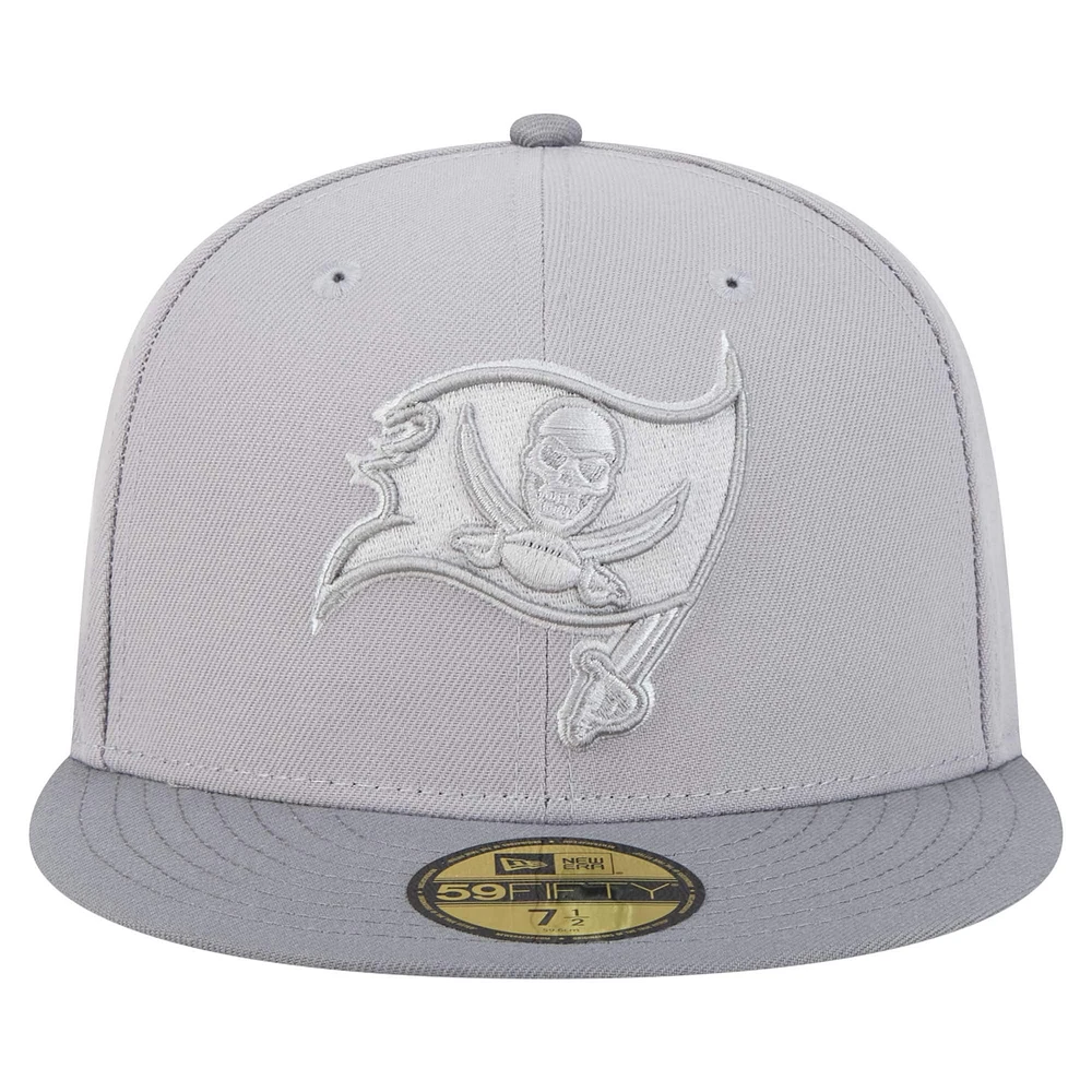 Men's New Era Gray/Graphite Tampa Bay Buccaneers Iron Cloud 59FIFTY Fitted Hat