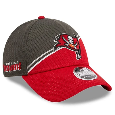 Men's New Era  Pewter/Red Tampa Bay Buccaneers 2023 Sideline 9FORTY Adjustable Hat