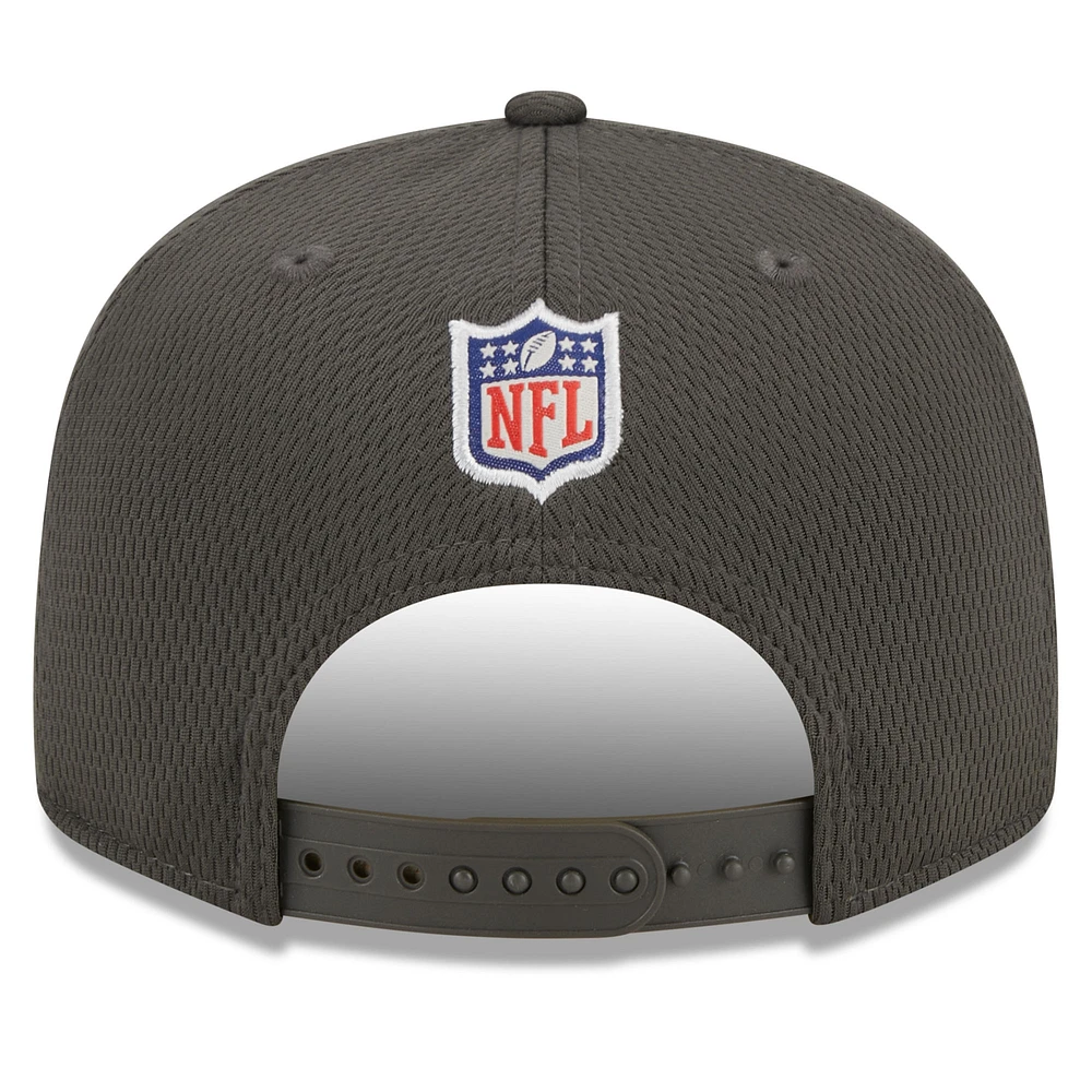 New Era Tampa Bay Buccaneers 2023 NFL Training Camp 9FIFTY Snapback Casquette en étain pour homme