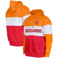 Sweat à capuche New Era rouge/orange Tampa Bay Buccaneers pour homme avec blocs de couleurs