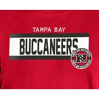 T-shirt à imprimé haute densité Tampa Bay Buccaneers New Era rouge pour homme