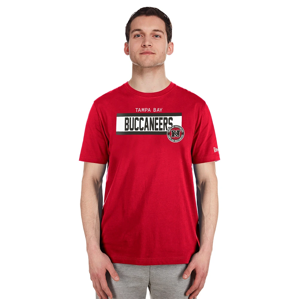 T-shirt à imprimé haute densité Tampa Bay Buccaneers New Era rouge pour homme