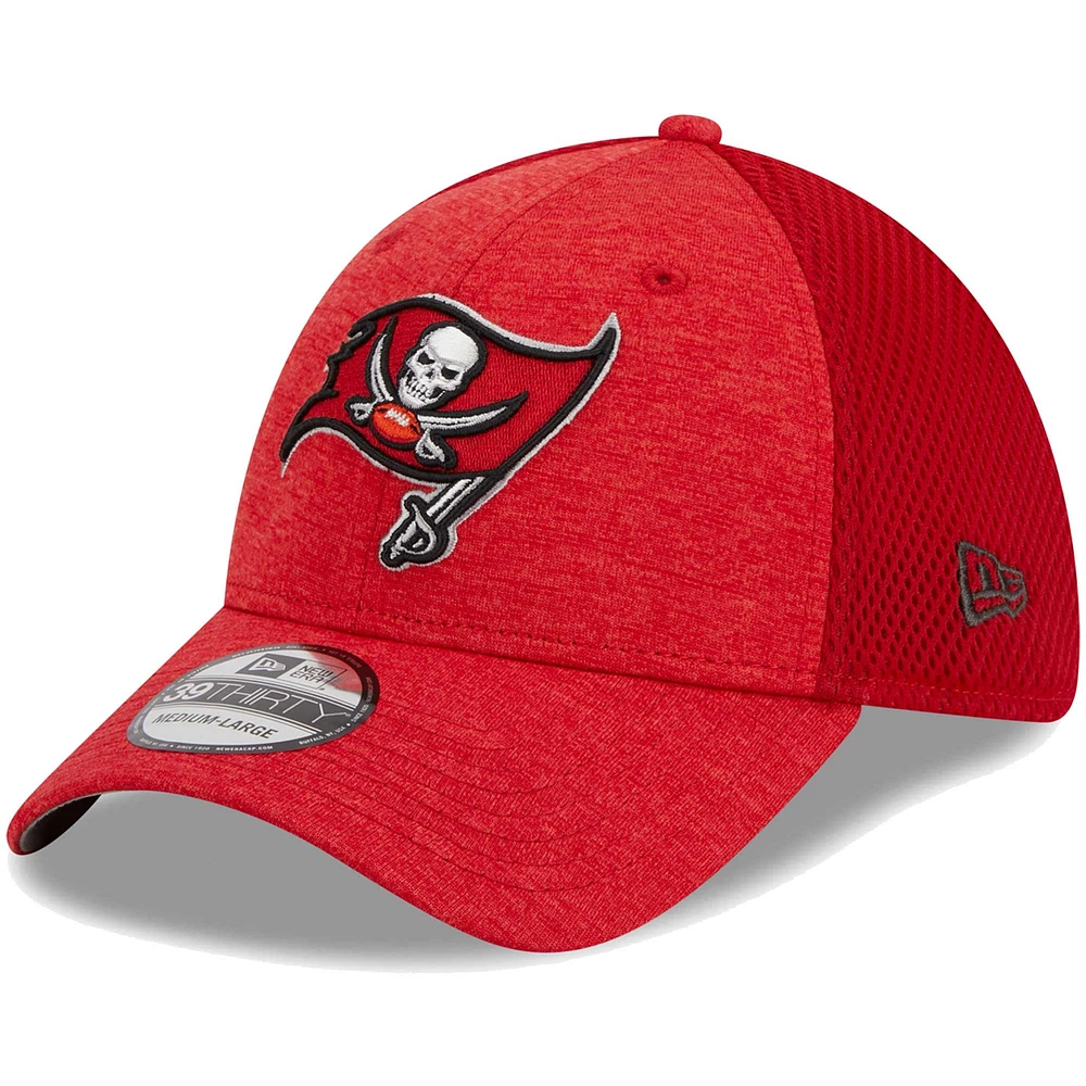 Men's New Era Red Tampa Bay Buccaneers Basic 39THIRTY Flex Hat