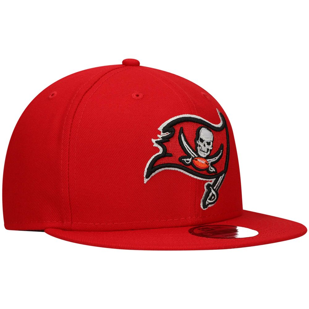 Men's New Era Red Tampa Bay Buccaneers Basic 9FIFTY Snapback Hat