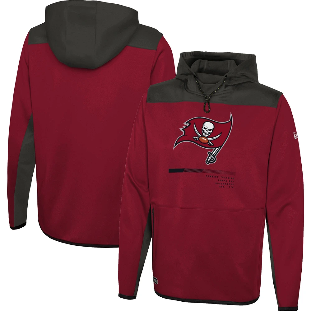 Sweat à capuche rouge New Era Tampa Bay Buccaneers Combine Authentic Hard Hitter pour homme