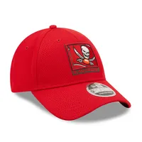 Men's New Era Red Tampa Bay Buccaneers Framed AF 9FORTY Snapback Hat