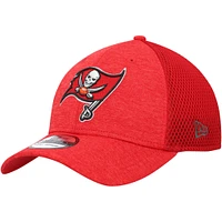 Casquette flexible 39THIRTY à rayures Tampa Bay Buccaneers New Era pour hommes, rouge