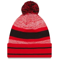 New Era Red Tampa Bay Buccaneers Stripe pour homme - Bonnet en tricot à revers avec pompon