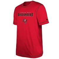 T-shirt pour homme rouge Tampa Bay Buccaneers Third Down Puff Print New Era