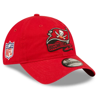 New Era Scarlet Tampa Bay Buccaneers 2022 Sideline - Casquette réglable couleur équipe 9TWENTY