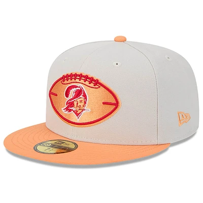 Casquette ajustée 59FIFTY historique Tampa Bay Buccaneers 2024 Sideline Historic New Era pour hommes