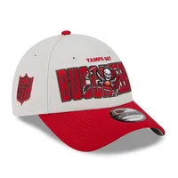 Casquette réglable New Era pour homme Tampa Bay Buccaneers 2023 NFL Draft 9FORTY pierre/rouge