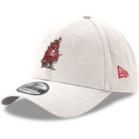 Men's New Era White Tampa Bay Buccaneers Alternate Logo Iced II 39THIRTY Flex Hat