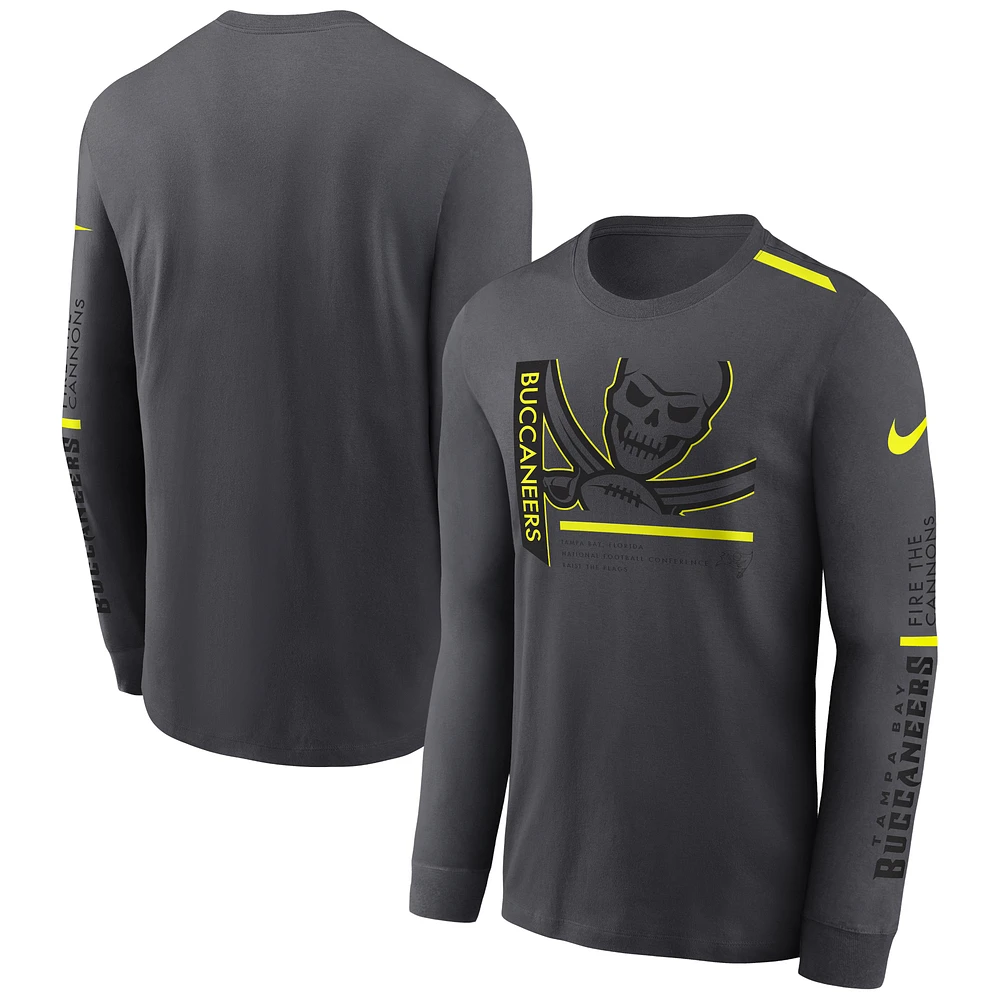 T-shirt à manches longues Volt Performance Tampa Bay Buccaneers Nike anthracite pour homme