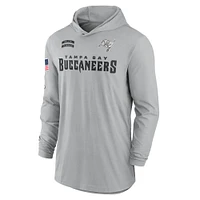 T-shirt à capuche léger et performant manches longues Nike gris Tampa Bay Buccaneers 2024 Salute to Service pour homme
